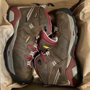KEEN Utility Women's Detroit XT Mid Steel Toe Waterproof Work Boot